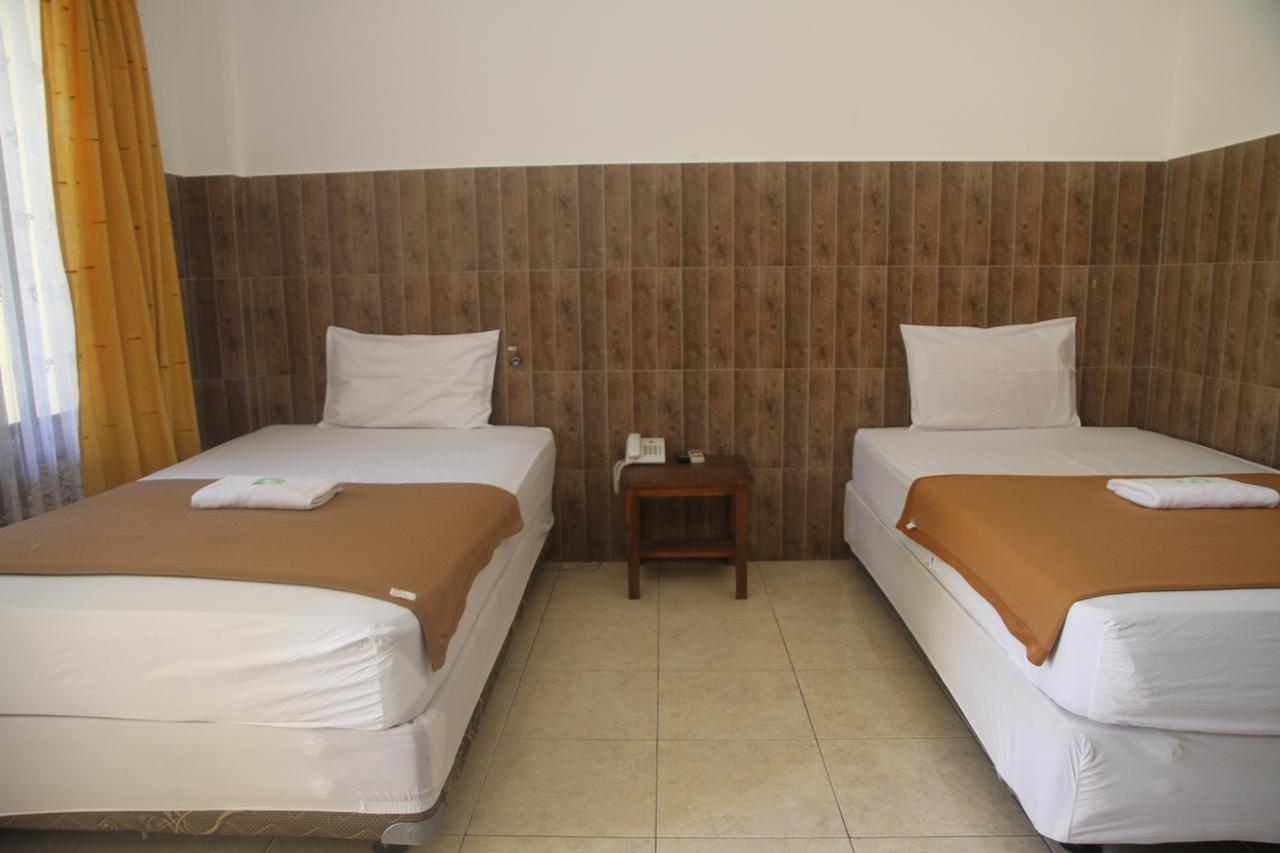 Puri Senggigi Hotel Mangsit Dış mekan fotoğraf